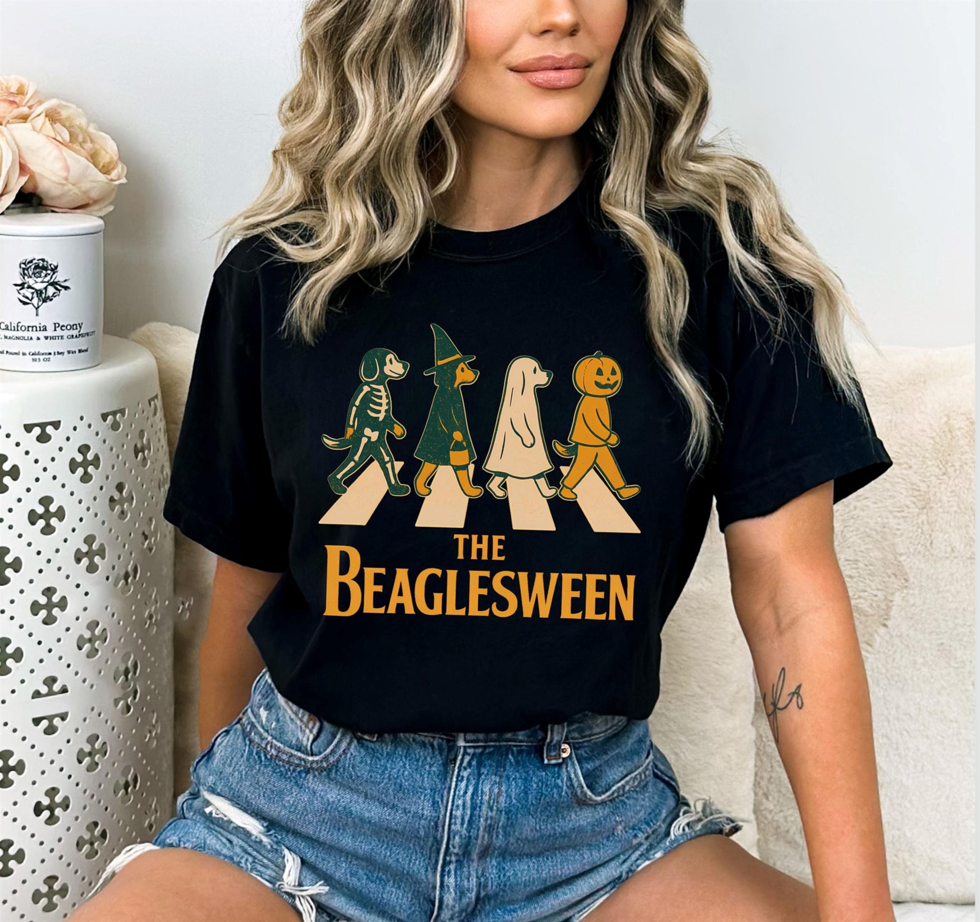 Funny Beagle Halloween T-shirt Dog Lover Graphic Tee Spooky Costume Shirt