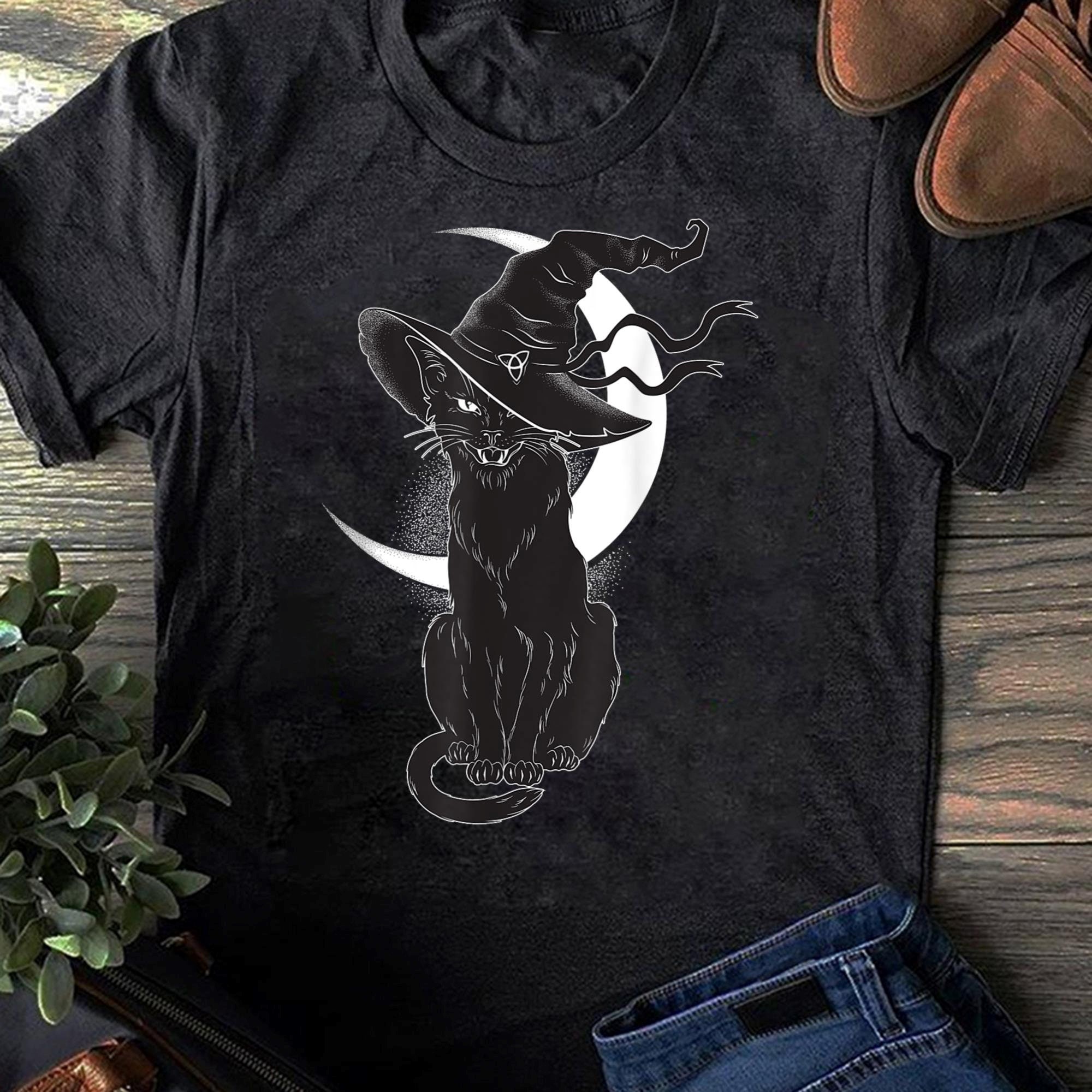 Vintage Scary Cat Halloween T-shirt Witch Hat Black Cat Funny Graphic Tee Gift