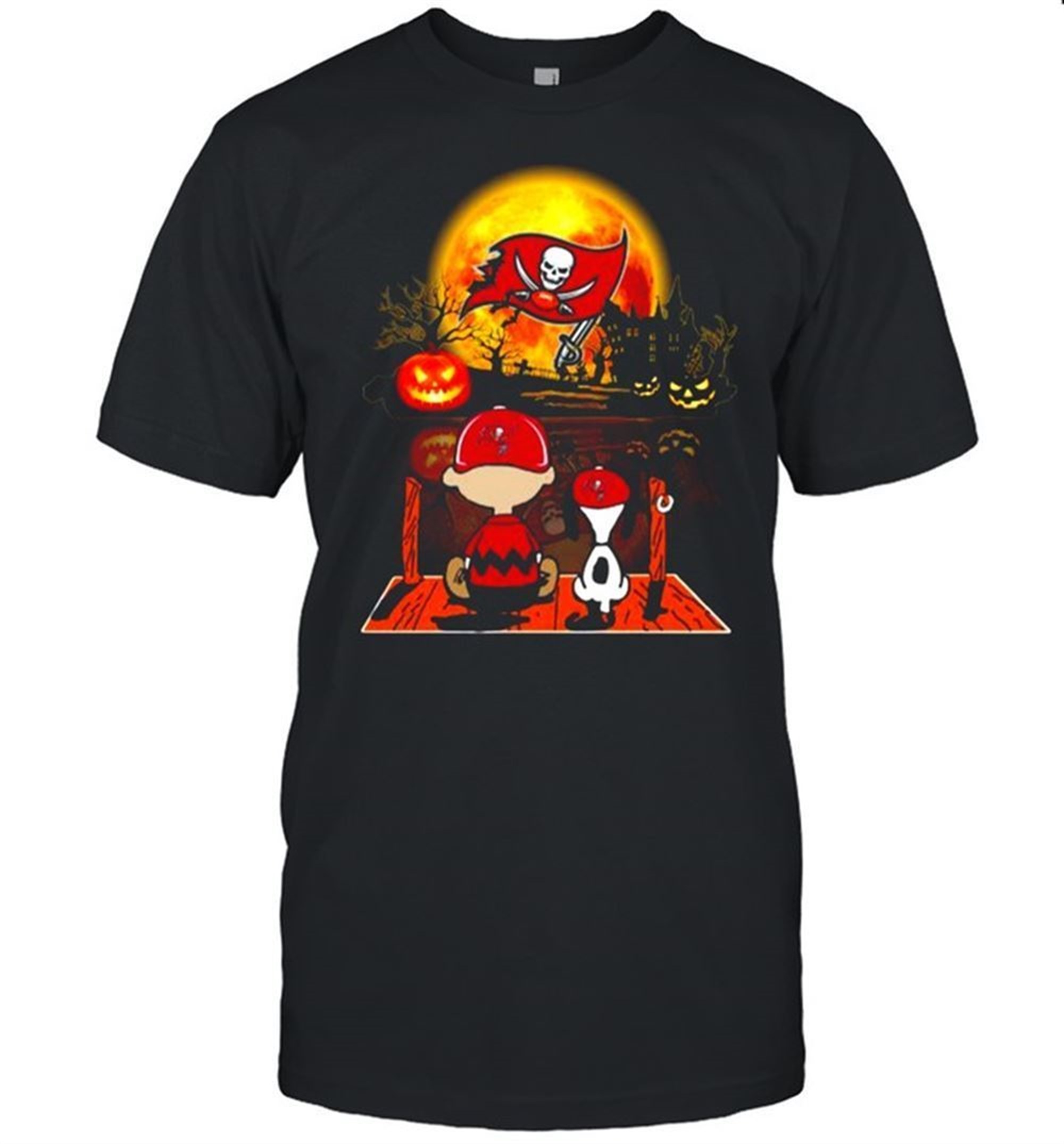 Snoopy And Charlie Brown Pumpkin Tampa Bay Buccaneers Halloween Moon Shirt